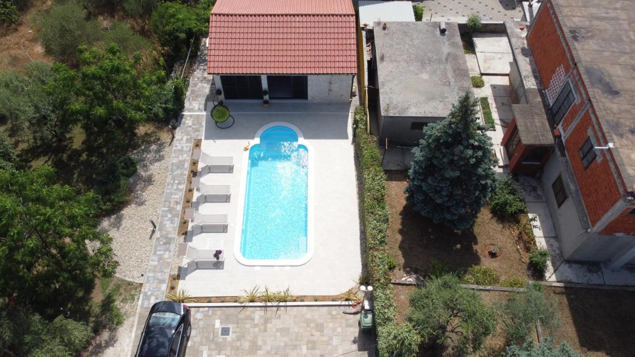 Villa Lux Nina With Six Bedrooms, Private Pool, Sauna ซาดาร์ ภายนอก รูปภาพ