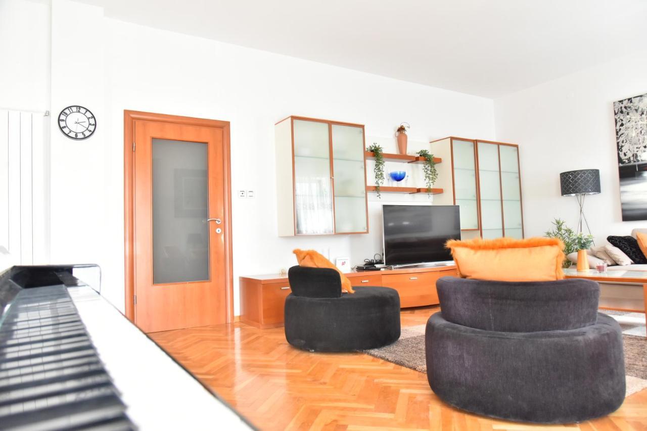 Villa Lux Nina With Six Bedrooms, Private Pool, Sauna ซาดาร์ ภายนอก รูปภาพ
